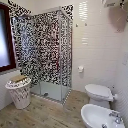 Casa Rossa B&B 올레바노 술 투스키아노